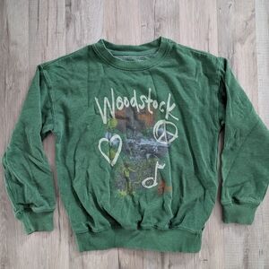 Goodie Two Sleeves Woodstock Green Graphic Sweatshirt, 9-10Y (V2)